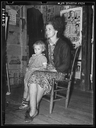Wife and daughter of FSA (Farm Security Administration) client who will resettle at Transylvania Project. Louisiana