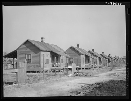 Sub housing. Laurel, Mississippi