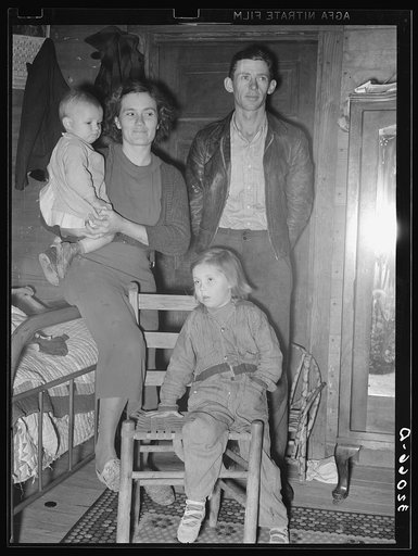 Tenant farm family living near Pace, Mississippi. Background photo for Sunflower Plantation