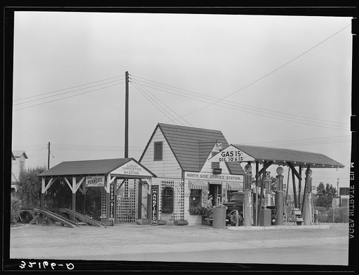 Service station. Harlingen, Texas