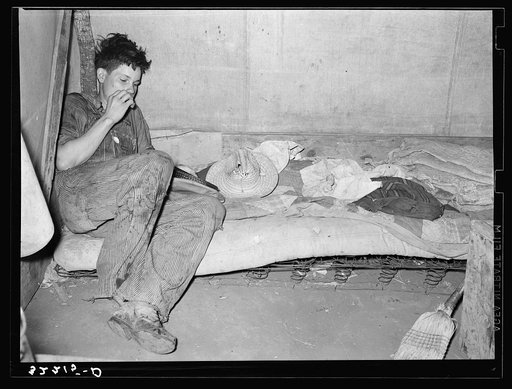 Son of white migrant worker near Harlingen, Texas. See 32108-D