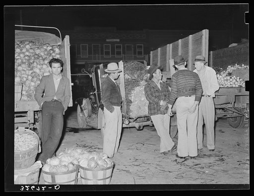 Scene in early morning outdoor market. San Antonio, Texas