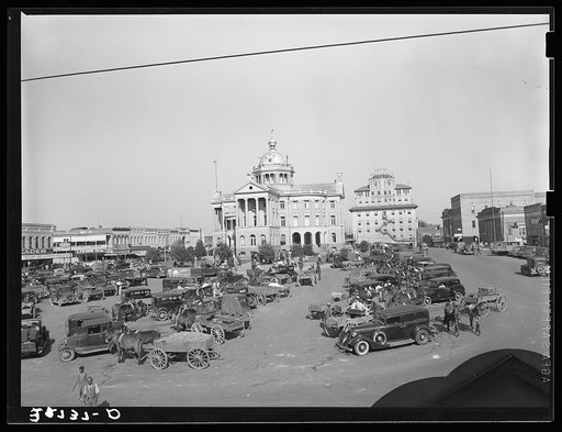 Courthouse square. Marshall, Texas