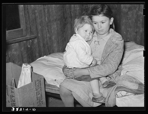 Children of white migratory berry pickers near Ponchatoula, Louisiana