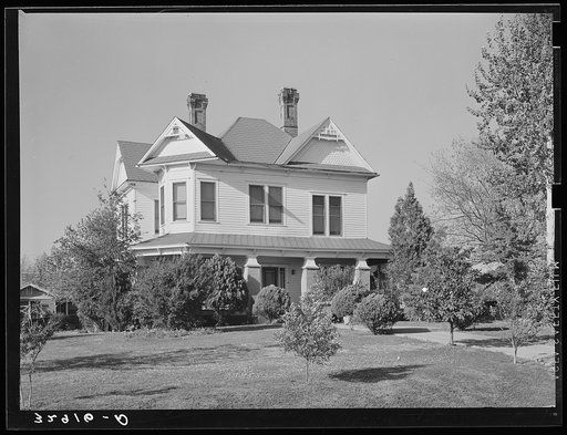 Residence. San Augustine, Texas