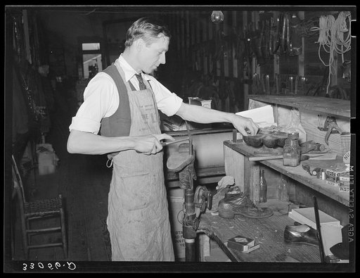 Shoe repair man. San Augustine, Texas