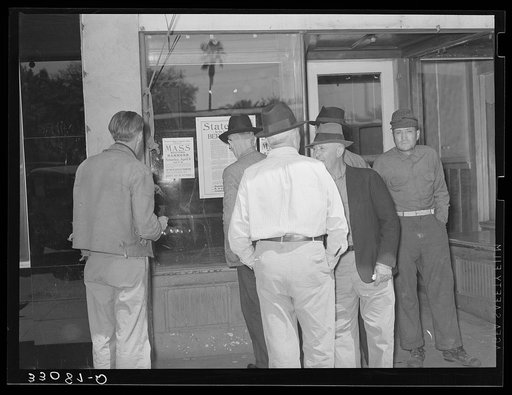 Strawberry farmers in front of store. Hammond, Louisiana