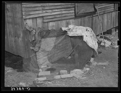 Chicken coop of Negro agricultural day laborer. Muskogee County, Oklahoma