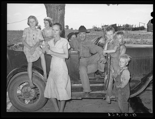 Group of agricultural day laborers in the Arkansas River bottoms near Vian. Oklahoma, Sequoyah County