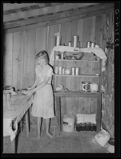 Kitchen of agricultural day laborer north of Sallisaw, Oklahoma. Sequoyah County