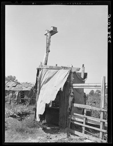 Privy of family living in Mays Avenue camp. Oklahoma City, Oklahoma. Refer to general caption no. 21