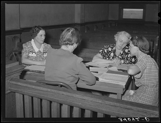 Conference of wives of FSA (Farm Security Administration) clients with home supervisor. Sheridan County, Kansas