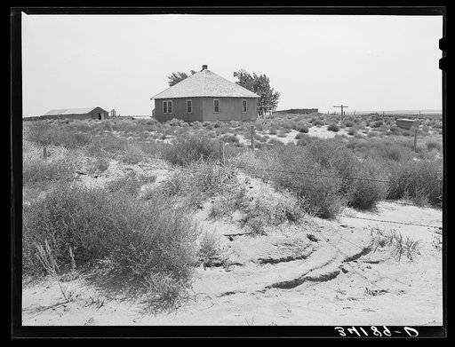 Syracuse (vicinity), Kansas. Abandoned farm