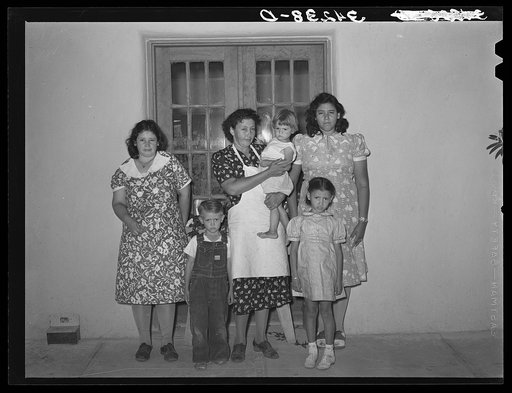 Spanish-American mother with her children near Taos, New Mexico