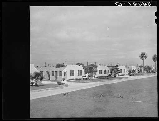 Tourist courts. Corpus Christi, Texas