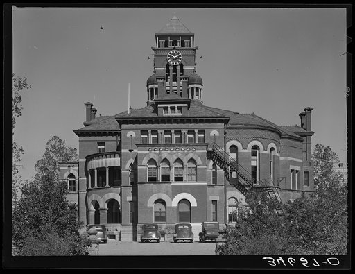 Courthouse. Gonzales, Texas