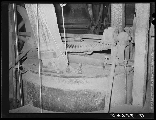 Gears and all machinery in a cotton seed oil mill are covered with a fine dust. Cotton seed oil mill. McLennan County, Texas
