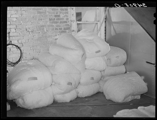 Cotton bats mattress factory. San Angelo, Texas