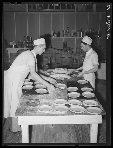 Untitled photo, possibly related to: Making pie crusts. Bakery, San Angelo, Texas