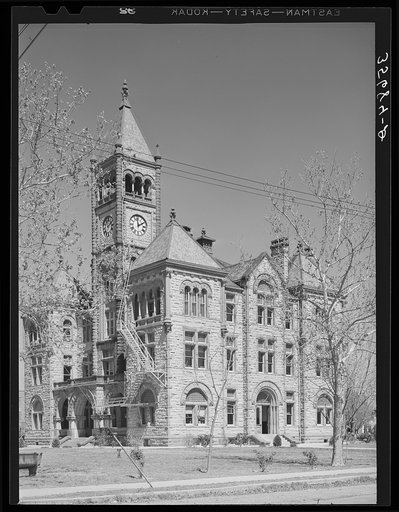Courthouse, Cuero, Texas. This is the principle shipping point for turkeys in Texas and the annual turkey run in the fall has received national publicity