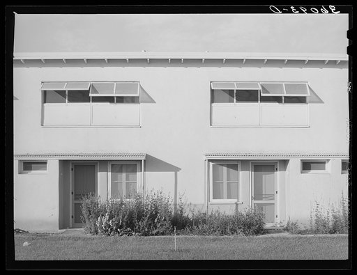 Untitled photo, possibly related to: Apartment house at the Arizona part-time farms. Chandler Unit, Maricopa County, Arizona