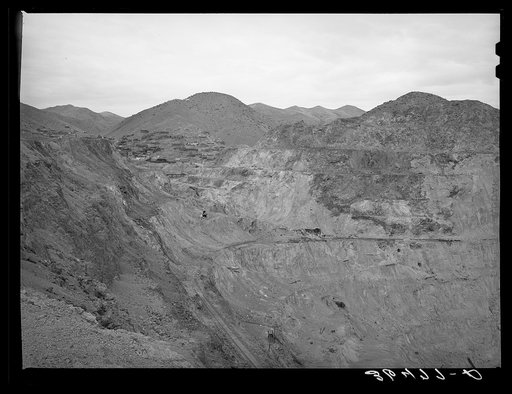 Sacramento Pit. Abandoned copper mine. Bisbee, Arizona