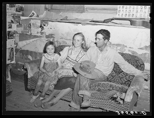 Faro and Doris Caudill with their daughter. Homesteaders, in their dugout home. Pie Town, New Mexico