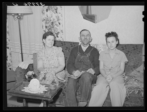 Family of Paul Erickson, small farm owner in Yuba County, California