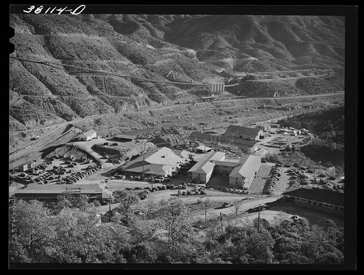 Construction contractor's camp. Shasta Dam, Shasta County, California