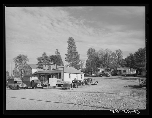 Town of Buckeye, California, now a boom town near Shasta Dam
