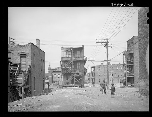 Untitled photo, possibly related to: Housing for Negroes in Chicago, Illinois