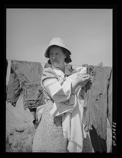 Mrs. Schroeder, wife of FSA (Farm Security Administration) rehabilitation borrower. Dead Ox Flat, Malheur County, Oregon