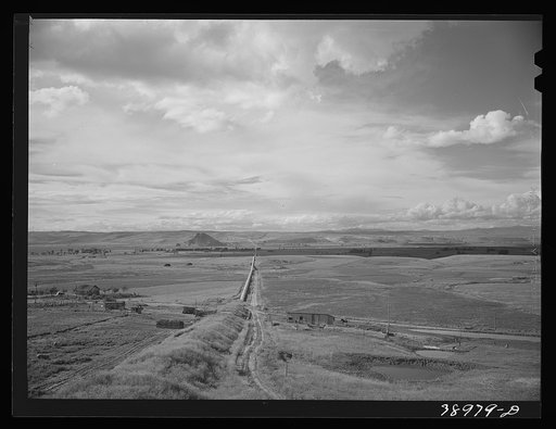View of Owyhee River Valley which supplies irrigation water to Dead Ox Flat, Malheur County, Oregon