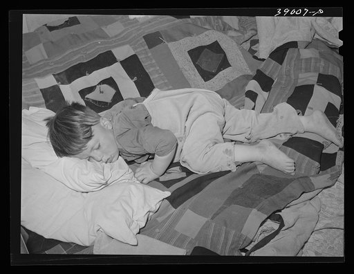 Child of Mr. Browning, FSA (Farm Security Administration) rehabilitation borrower. Dead Ox Flat, Malheur County, Oregon
