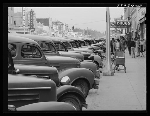 Untitled photo, possibly related to: Main street of Twin Falls, Idaho. According to Idaho State Guide (Federal Writers Project), this town had the distinction, unusual in towns in the section, of being planned