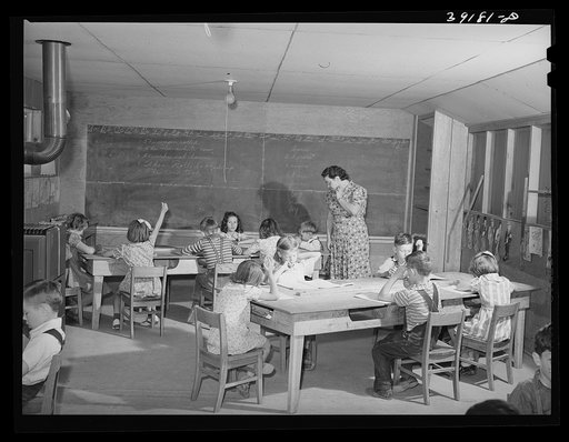 School at the FSA (Farm Security Administration) farm workers' camp. Caldwell, Idaho