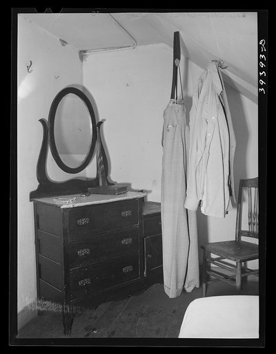Untitled photo, possibly related to: Interior of room for single men at the Portland Hotel. San Diego, California