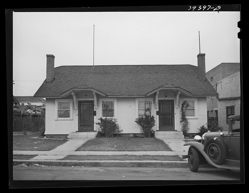 Duplex at 3919-21 Utah Street. Rent has been increased from thirty dollars per side to fifty dollars per side. Reality board says top price per side should not be more than forty-two dollars and fifty cents per month. Director of housing surveys says seventy dollars for frontage would be ample. San 