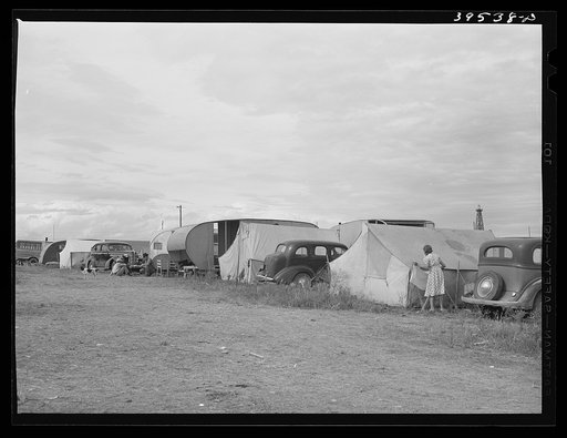 Tents and trailers in pea pickers' (labor contractor) camp. Canyon County, Idaho