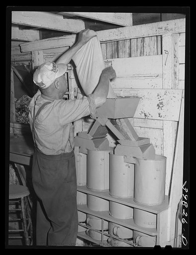 Wheat sampling machine. Walla Walla, Washington
