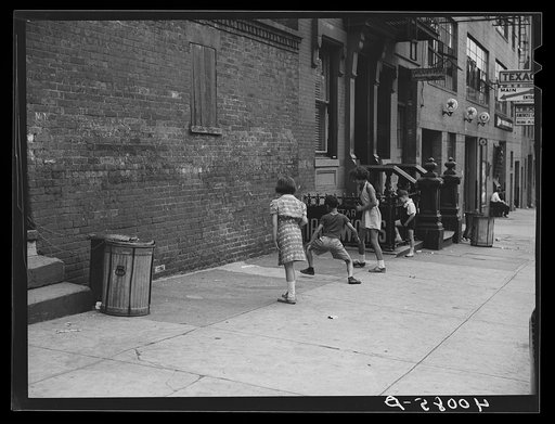 New York, New York. 1938. East 62nd Street, between 1st Avenue and the river