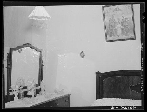 New York, New York. 1938(?) John Montefiori's bedroom