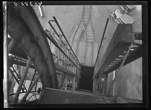 Shenandoah (vicinity), Pennsylvania. Shaft of the Maple Hill mine as seen from the top of the shaft tower