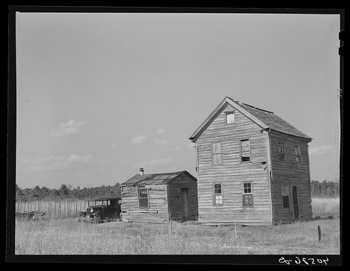 Typical Eastern shore farmhouse. Near Venton, Maryland