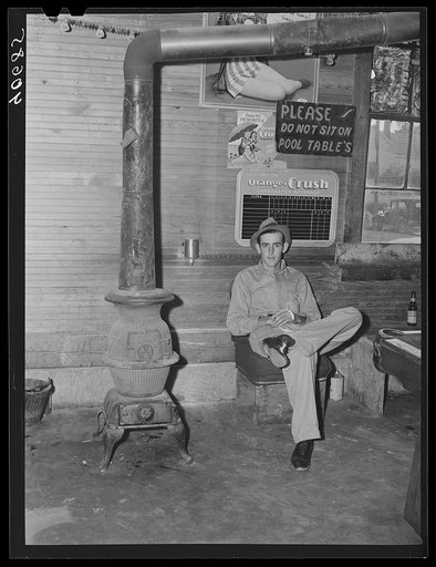 Interior of poolroom. Stem, Granville County, North Carolina