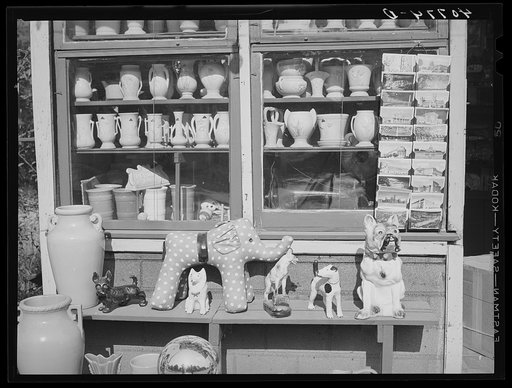 Souvenir stand along U.S. Highway No. 1 near Savage Maryland