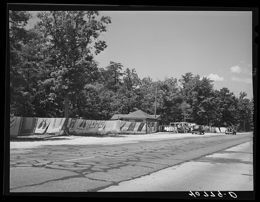 Souvenir stand along U.S. Highway No. 1, between Washington, D.C. and Baltimore, Maryland. Near Elkridge, Maryland