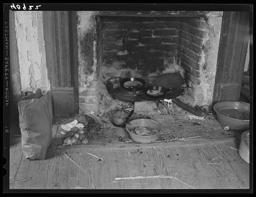 Cooking facilities for a group of thirty-five migrants near Onley, Virginia