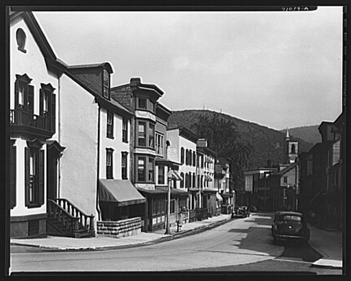 Upper Broadway. Mauch Chunk, Pennsylvania