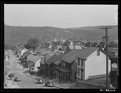 Untitled photo, possibly related to: Houses in Upper Mauch Chunk, Pennsylvania
